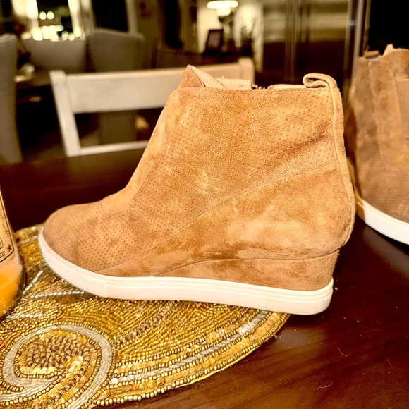 L.Paolo - Tan Suede Ankle Boots Size 8.5M - Picture 4 of 12